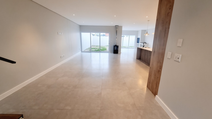 4 Bedroom Property for Sale in Sandown Western Cape